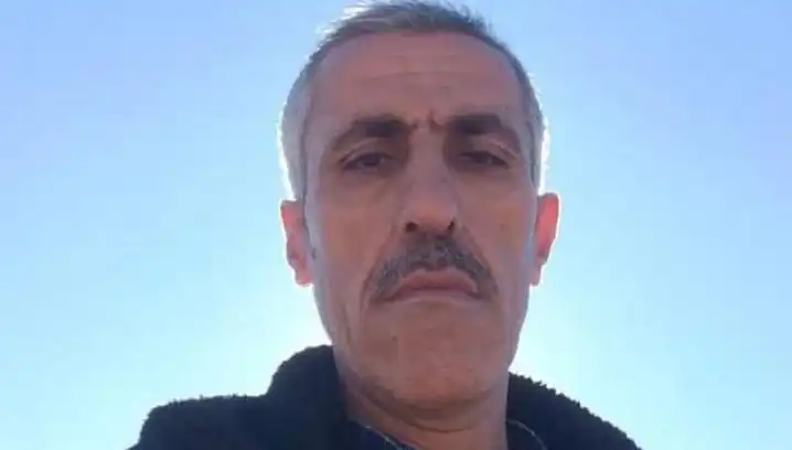 Gençleri “Çime Basmayın” Diye Uyardı, Bıçaklı Saldırıya Uğradı!