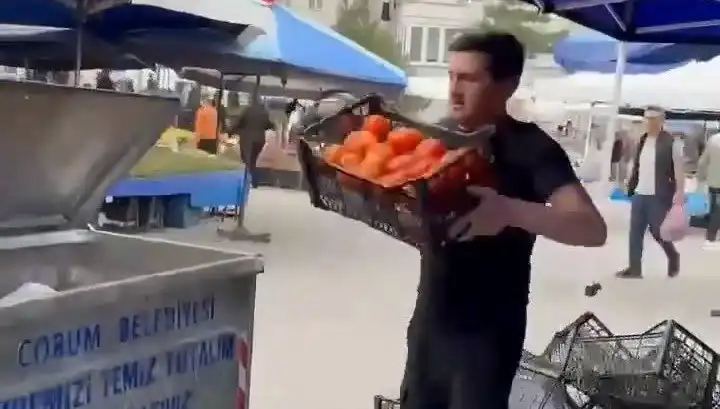 Domatesleri Çöpe Döken Pazarcıya Urfa'da Şok Ceza!