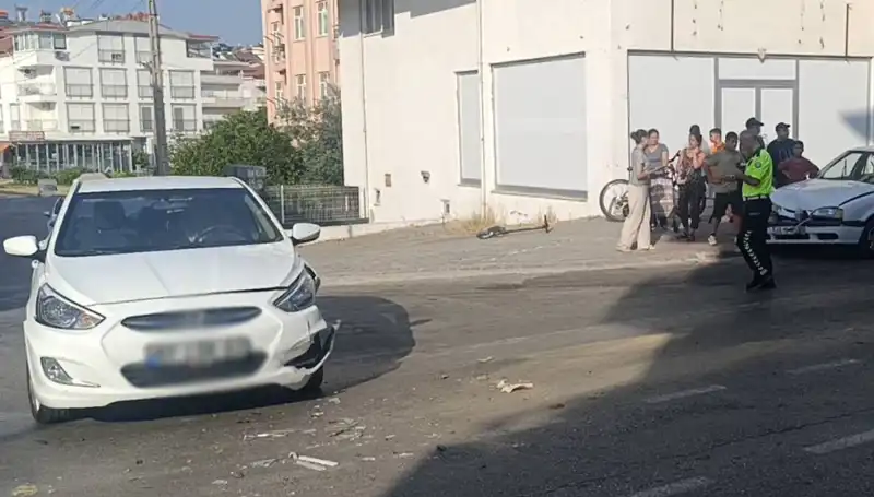 Antalya'da İki Otomobilin Çarpıştığı Kaza: Detaylar ve Son Durum