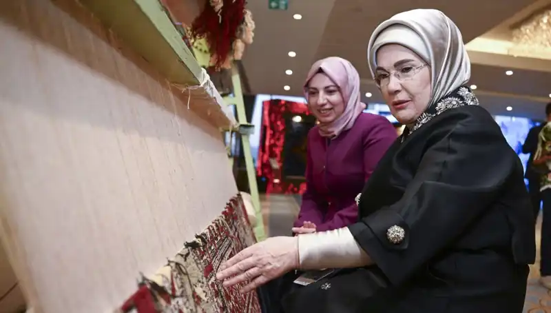 Emine Erdoğan'ın Özel Halısı Açık Artırmaya Çıktı, Geliri Depremzedelere