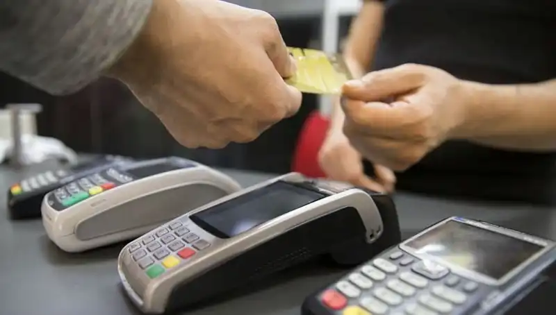 Kartlı Harcamalarda Gizli Artış: Bankalar ve Tüketiciler Ne Yapmalı?