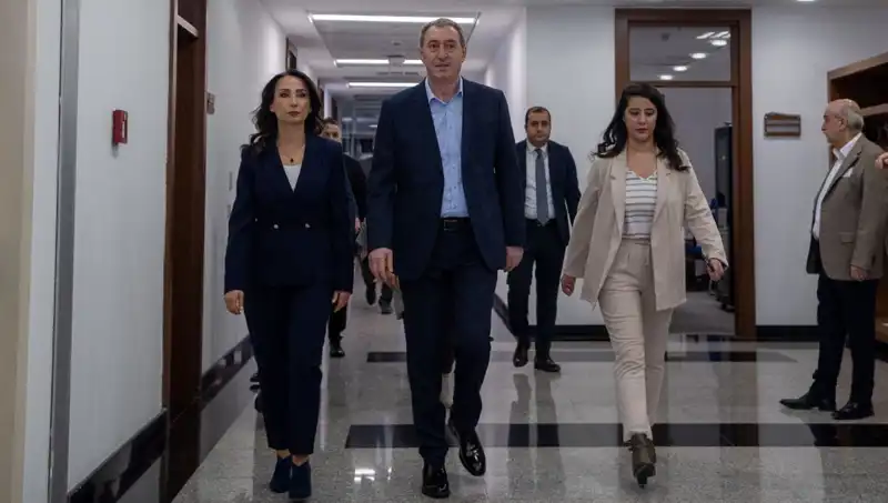 DEM Parti Heyeti, Siyasi Parti Turu ile Üç Partiye Ziyaret Gerçekleştirecek