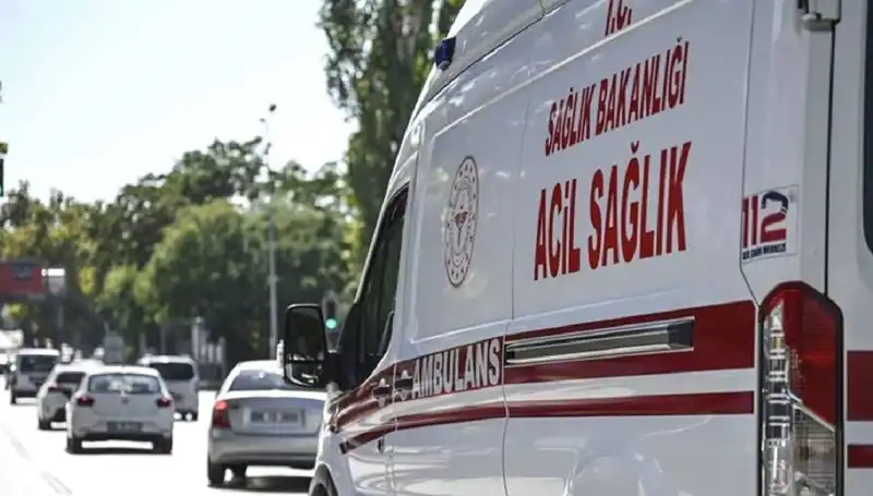 Mangalda Pul Biber Yakan Vatandaş, Apartmanı Karıştardı: Yangın Alarmı!