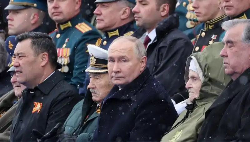 Rus Ordusu Büyüyor: Putin'den Tarihi Askeri Seferberlik Çağrısı