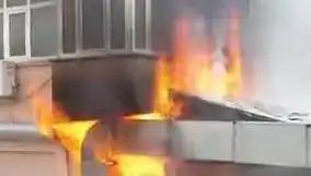İstanbul'daki Kafede Çıkan Yangın, Alevlerin Dansını Anbean İzliyoruz!