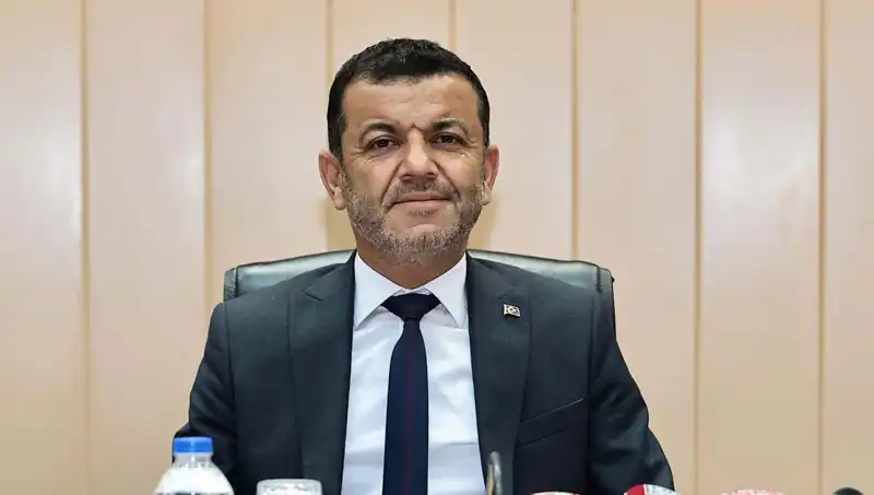 Bülent Nuri Çavuşoğlu: CHP Kurultayı Divan Başkanı ve Siyasi Hayatı