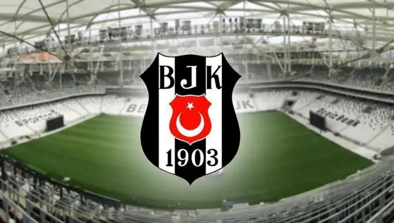Beşiktaş Kulübü 122. Yaşında: Namağlup Şampiyonluğun Tadı Başka!
