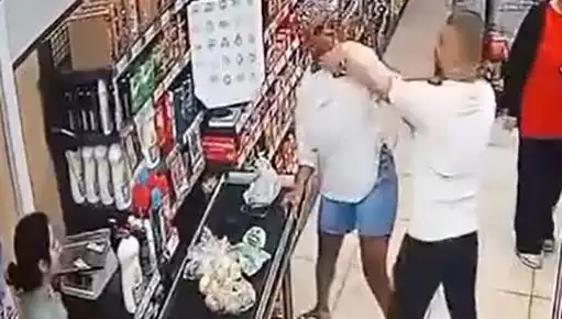 Markette Skandal: Çocuğunun Önünde Kadına Saldıran Adam Gözaltına Alındı