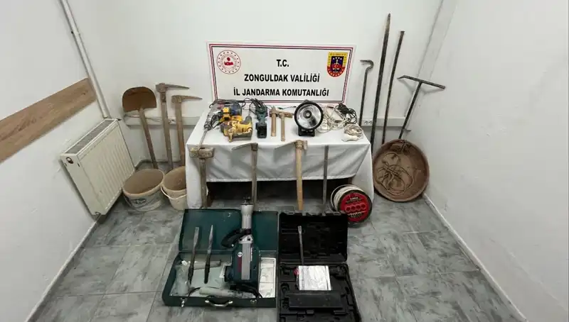 Çaycuma’da Tarihi Eser Kaçakçılarına Büyük Darbe: 5 Kişi Yakalandı