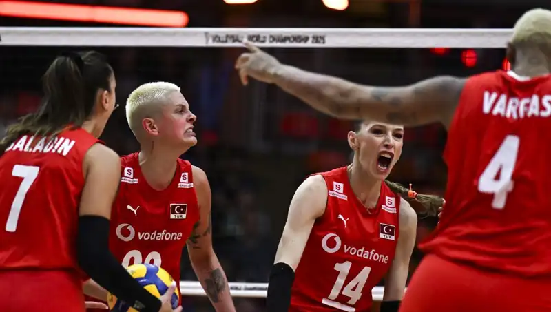 Türkiye-Japonya Voleybol Maçı: Filenin Sultanları Şampiyonluk İçin Sahada!