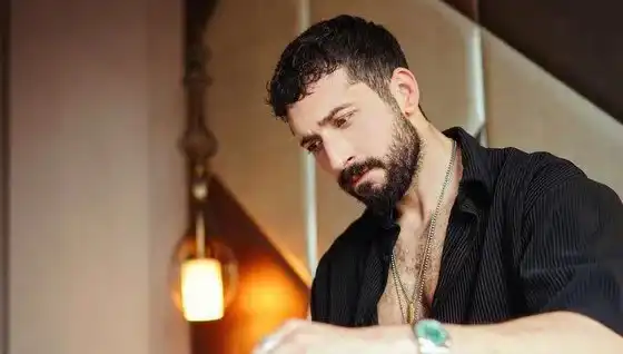 Oyuncu Emre Bulut’tan Şok İddia: Sahte Komiserlik ve Araç Kaçırma Skandalı!