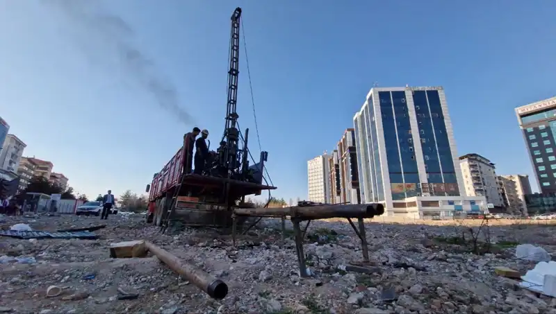 Galeria Sitesi'nde Tarihi Kazı: 89 Kişinin Mezarına İlk Vuruş Yapıldı