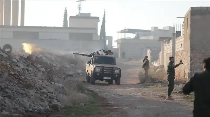 Suriye Ordusu ile YPG Arasında Çatışmalar: Can Kaybı 7'ye Yükseldi