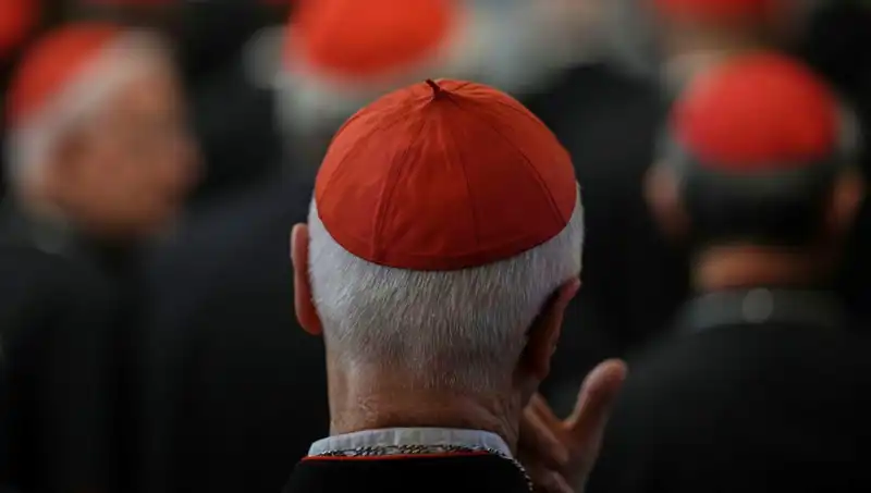 Yeni Papa Seçimi İçin Konklav Tarihi Açıklandı: Dünya Merakla Bekliyor