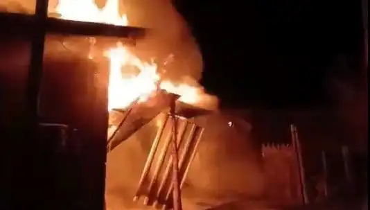 Karabük'te Yangın Felaketi: İki Ev Alev Alev Yandı!