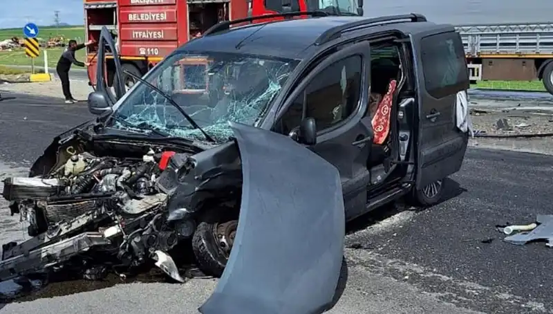 Ankara Yolunda Feci Kaza: Üç Kişi Yaralandı, Ayrıntılar Ortaya Çıktı
