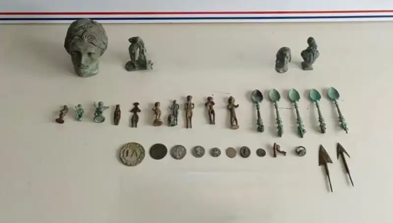 Roma Dönemine Ait Tarihi Eserler, Tarih Tutkunlarını Şaşkına Çeviriyor!