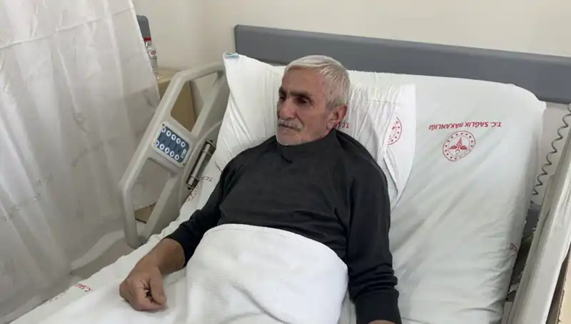 Gazoz Kapağı Gözüne Isabet Eden Genç, Haberi Sosyal Medyada Yaydı