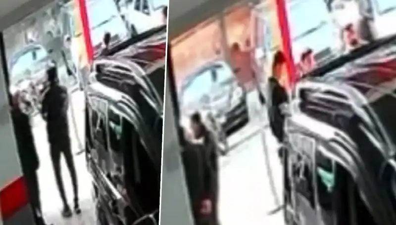 İstanbul'da Galeriye Yapılan El Yapımı Patlayıcı Saldırısı: Neler Oldu?