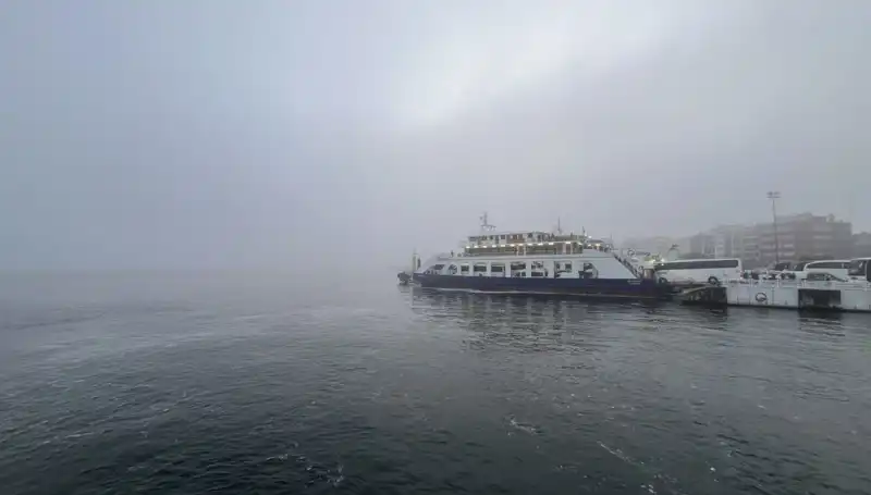 Yoğun Sis Nedeniylesi, Çanakkale Boğazı Transit Gemi Geçişine Kapandı