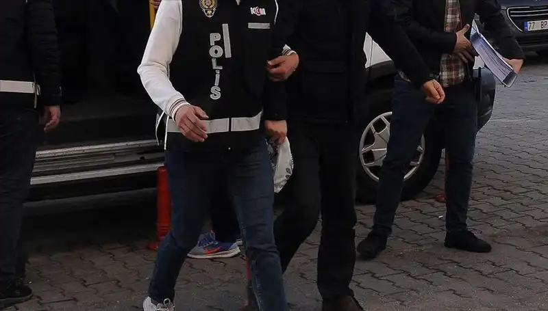 Samsun'da Uyuşturucu Operasyonu: İki Şüpheli Suçüstü Yakalandı
