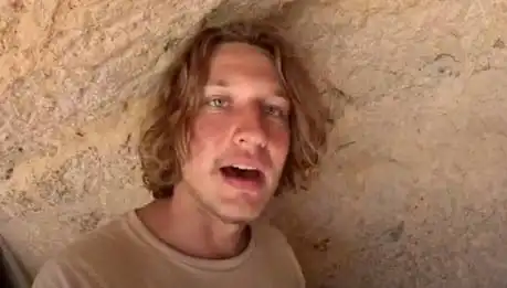 Yasaklı Kızılderili Kabilesinin Adasına Giden Turist Tutuklandı!