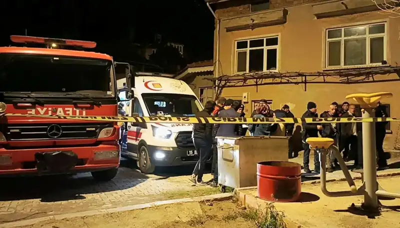 Cansız Beden Üzerinde Gizem: Yaşlı Adamın Yangındaki Son Günleri
