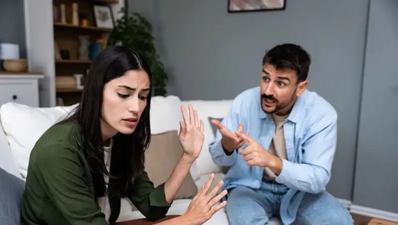 Evlilikteki Krizin Nedenleri: 4 Yıkıcı Davranış