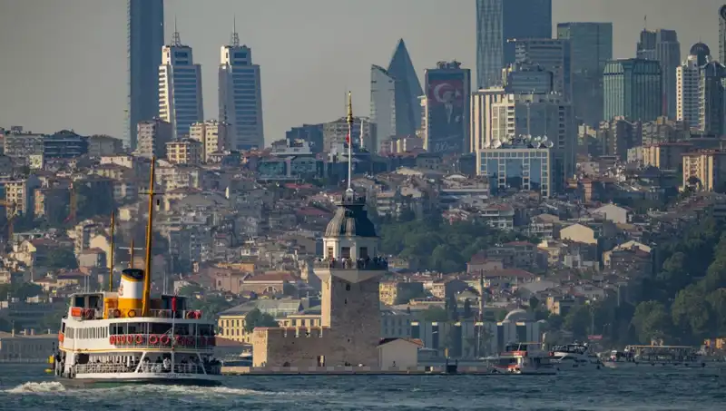 İstanbul’a Hafta Sonu Yaz Geliyor: Sıcak Hava ve Etkinlikler Sizi Bekliyor!