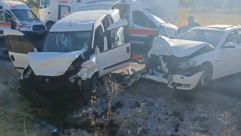 Nevşehir'de Feci Trafik Kazası: 14 Yaralı, Kaza Anı ve Sonrasının Detayları