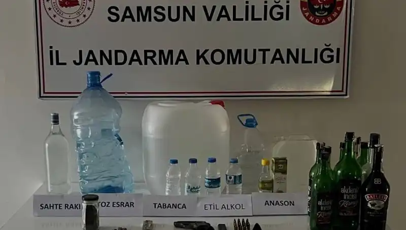 Samsun'da Sahte İçki Operasyonunda Litrelerce Safra Ele Geçirildi