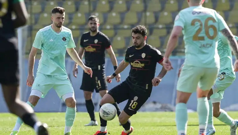 Trendyol 1. Lig'de Esenler Erokspor-Amed Maçında Gergin Beraberlik 1-1